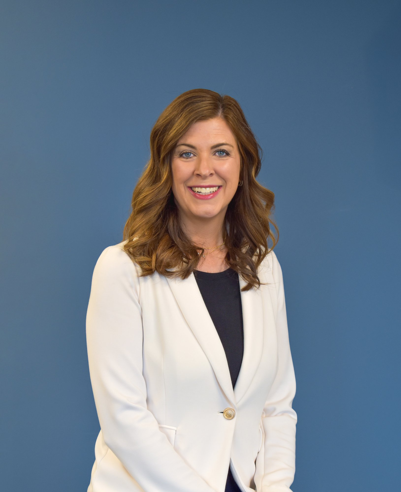 Andrea Donsbach Headshot-1